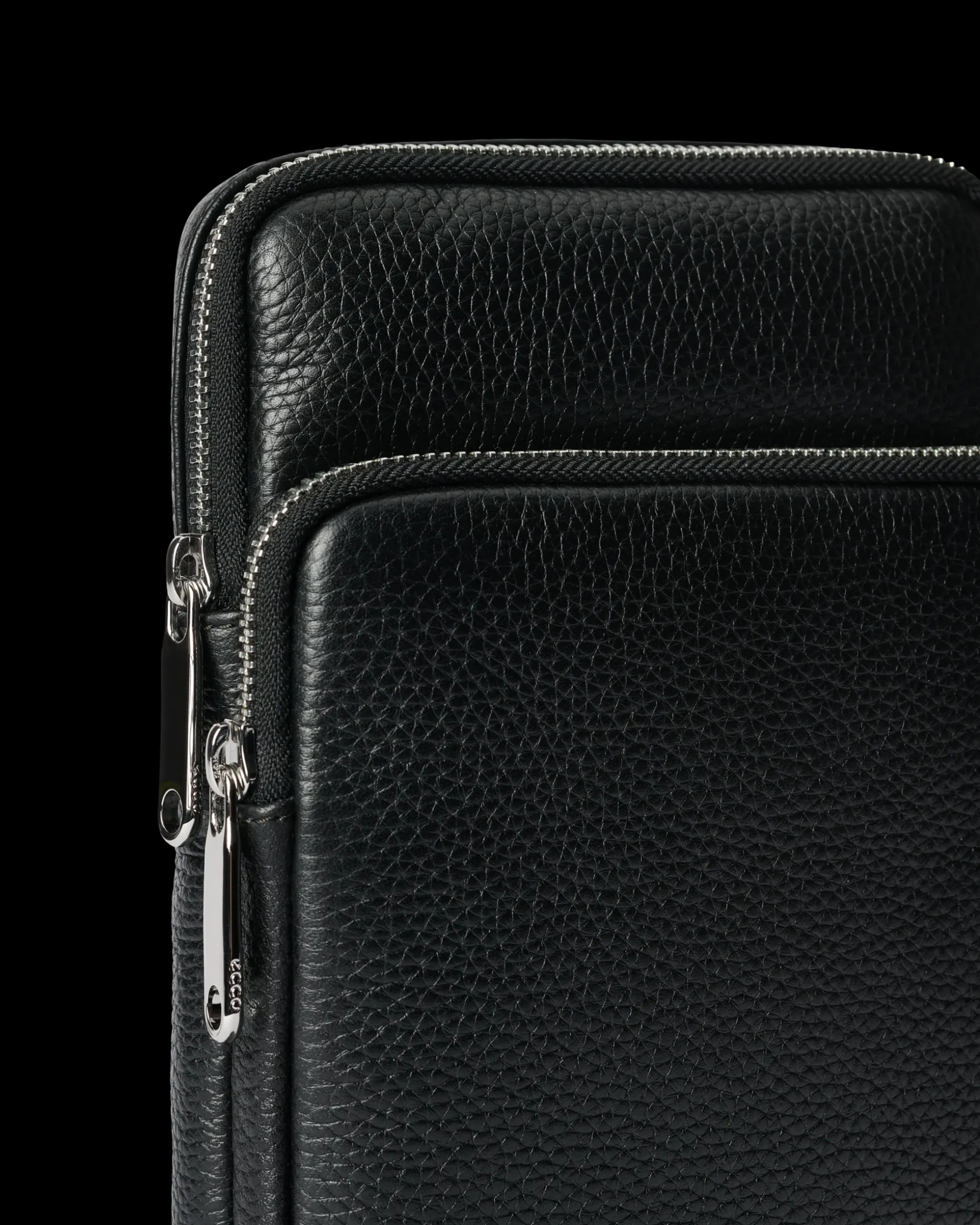 ecco_flat_pouch_2.webp ECCO Flat Pouch