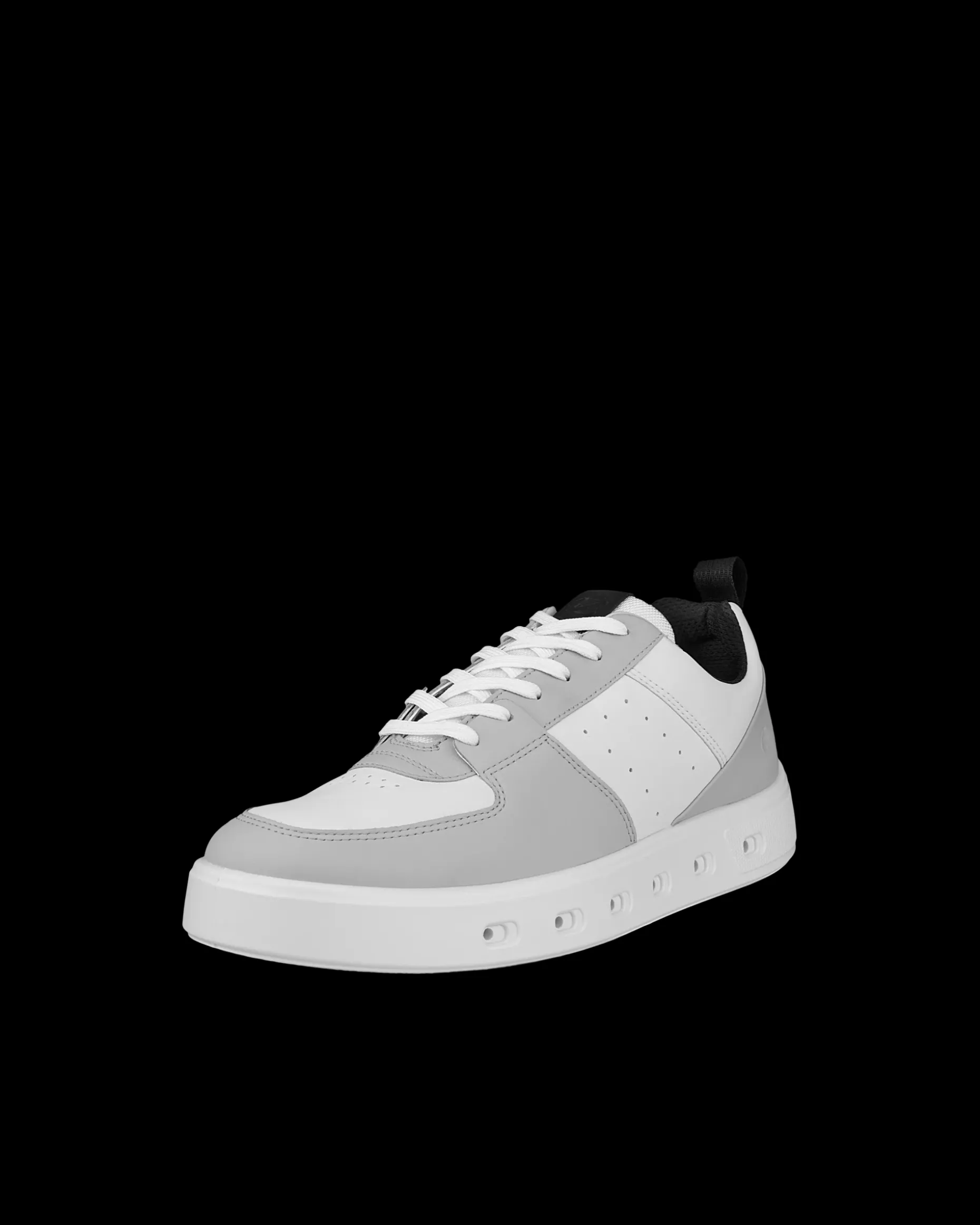 ecco_street__m_1-4.webp ECCO STREET 720 M