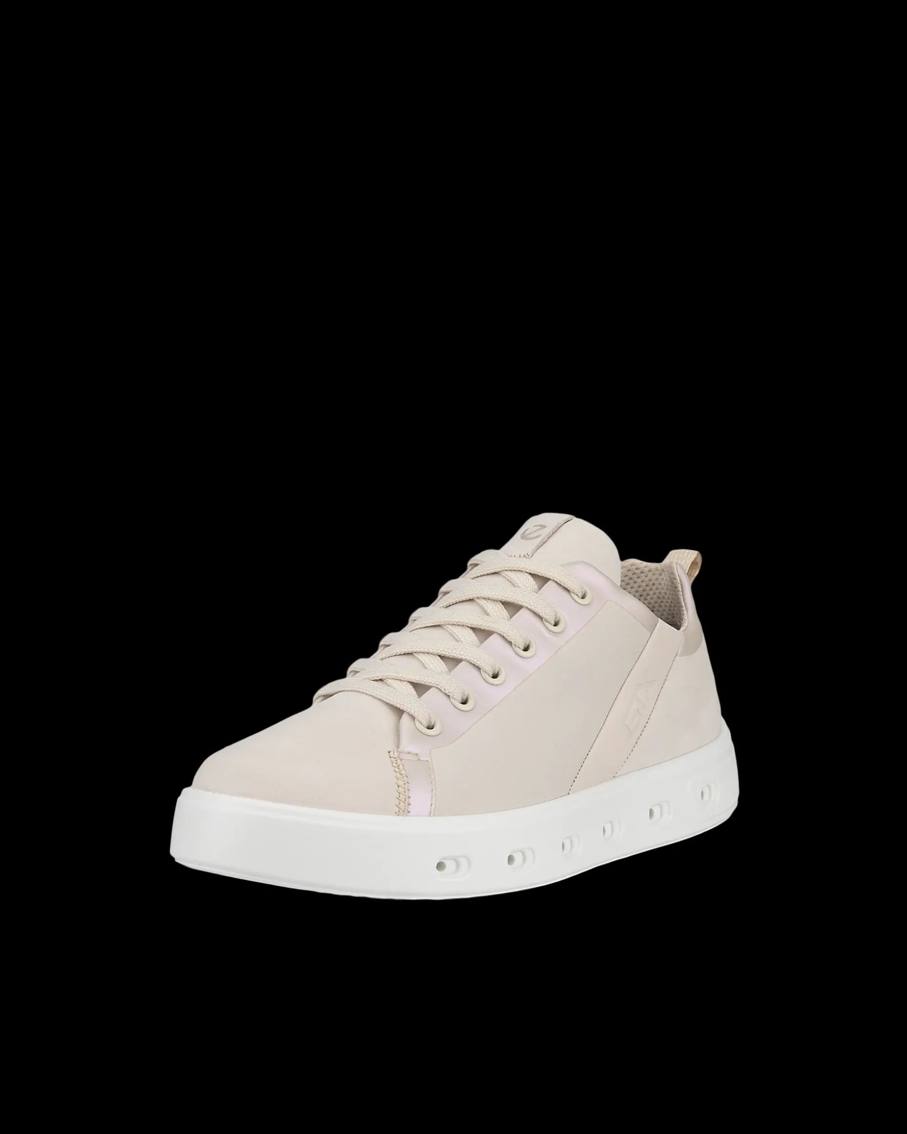 ecco_street__w_1-2.webp ECCO STREET 720 W